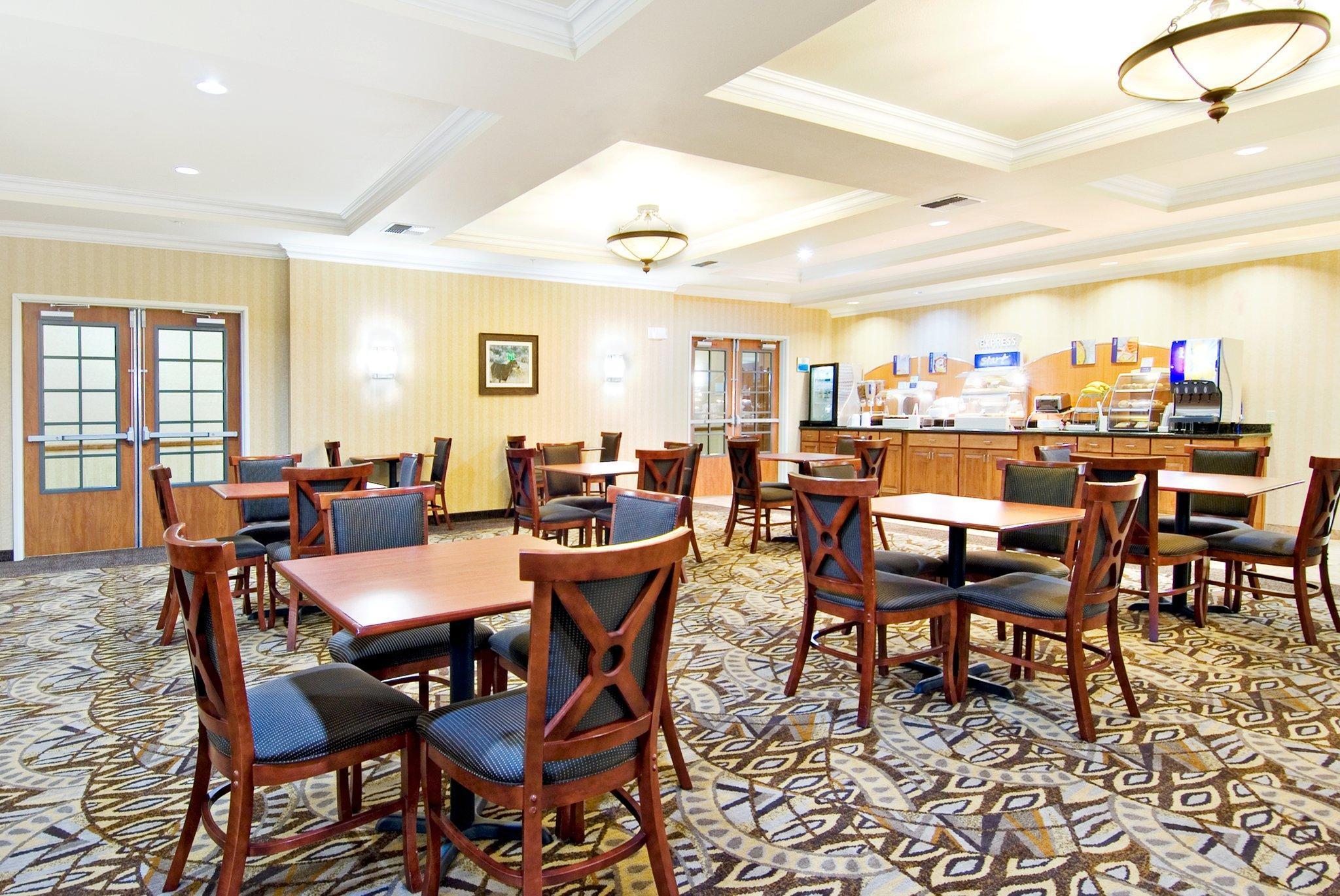 Holiday Inn Express And Suites Klamath Klamath Falls Ngoại thất bức ảnh