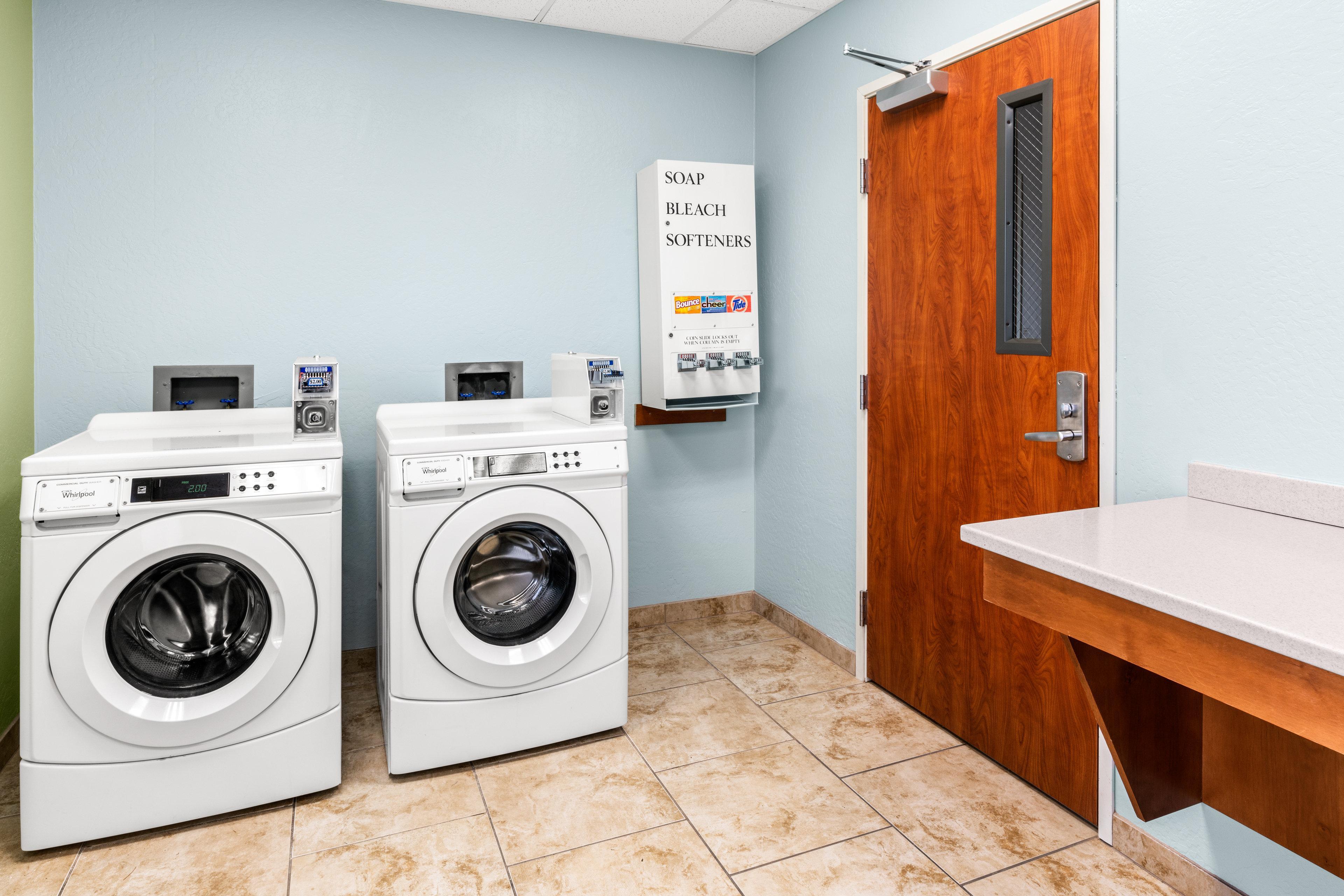 Holiday Inn Express And Suites Klamath Klamath Falls Ngoại thất bức ảnh