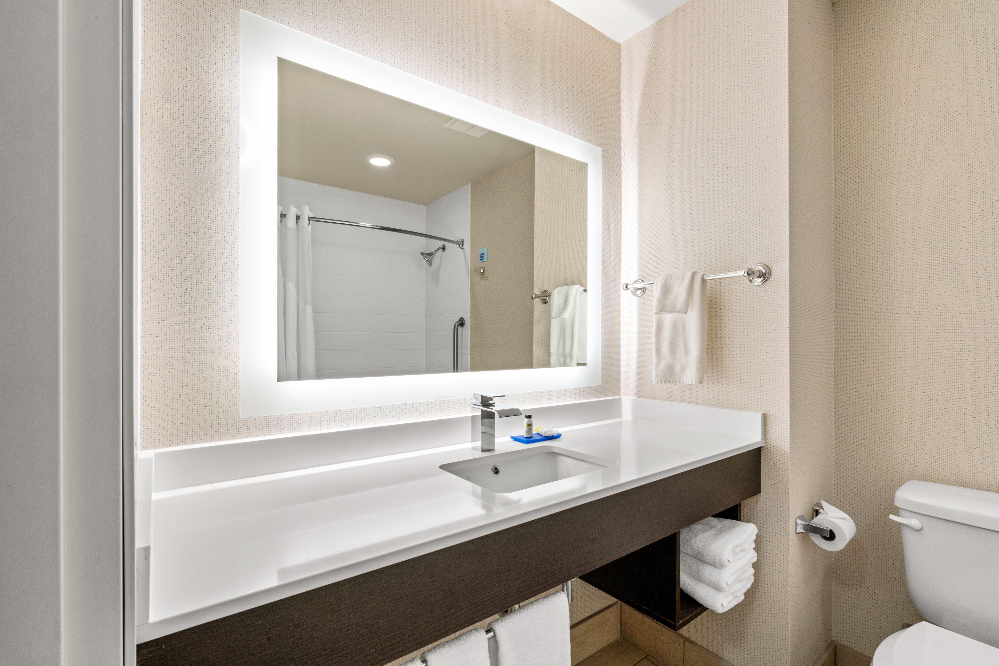 Holiday Inn Express And Suites Klamath Klamath Falls Ngoại thất bức ảnh