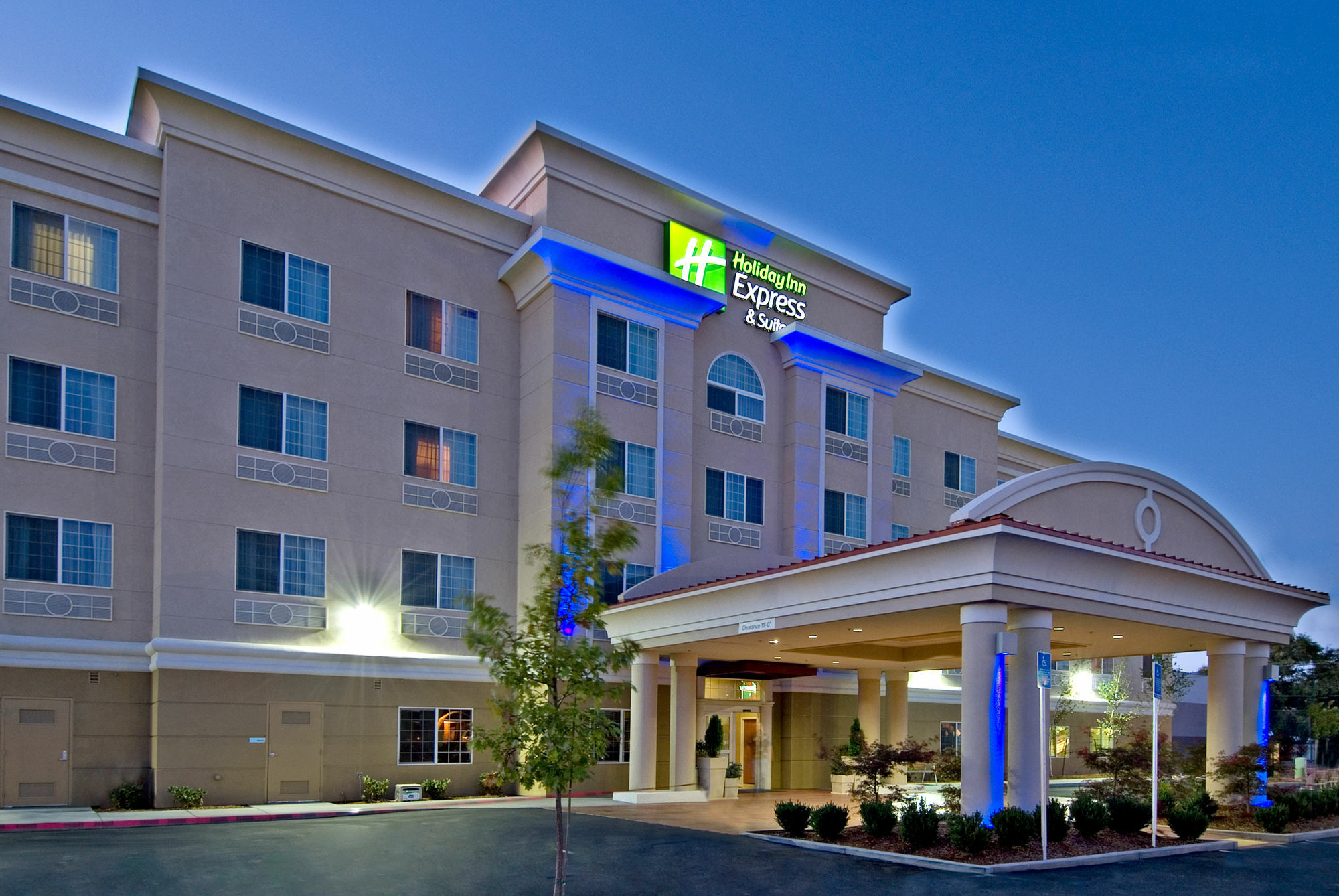Holiday Inn Express And Suites Klamath Klamath Falls Ngoại thất bức ảnh