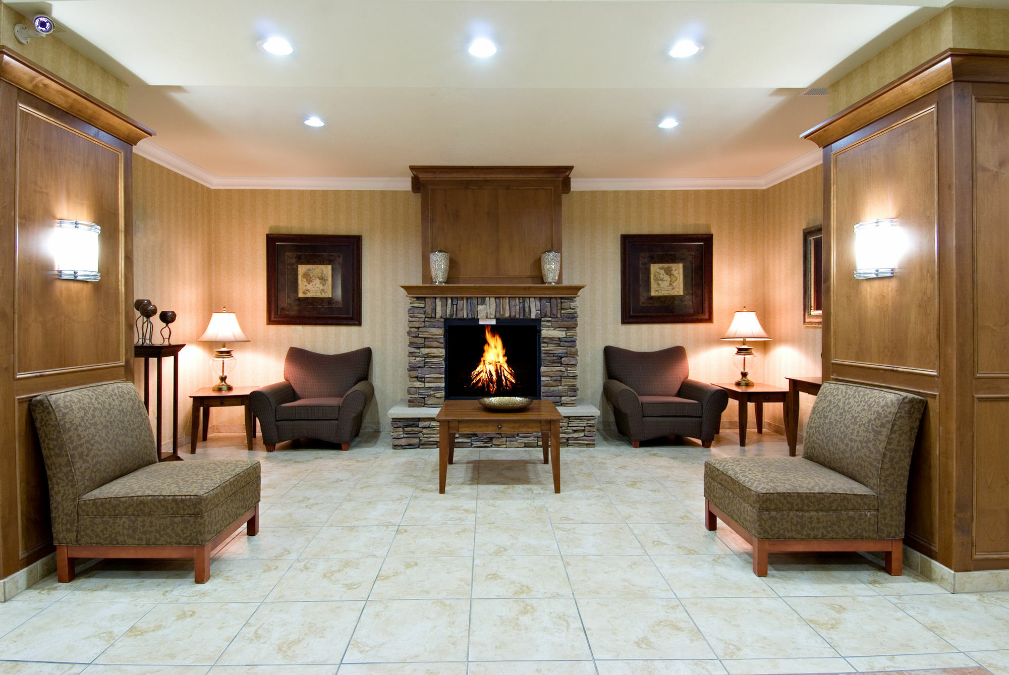 Holiday Inn Express And Suites Klamath Klamath Falls Ngoại thất bức ảnh