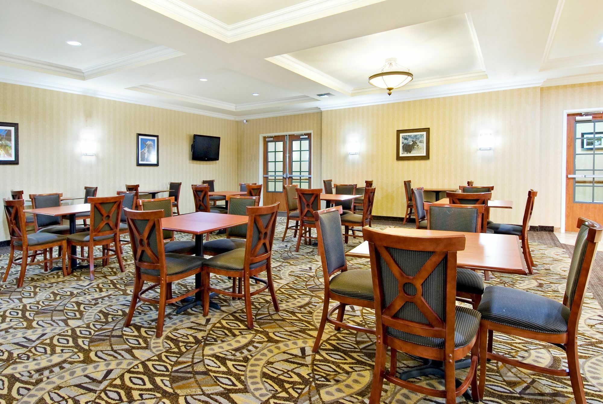 Holiday Inn Express And Suites Klamath Klamath Falls Ngoại thất bức ảnh
