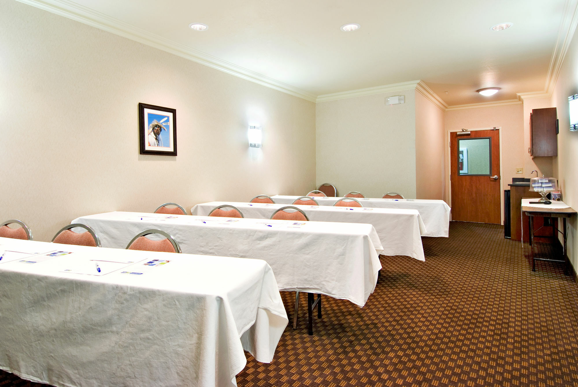 Holiday Inn Express And Suites Klamath Klamath Falls Ngoại thất bức ảnh